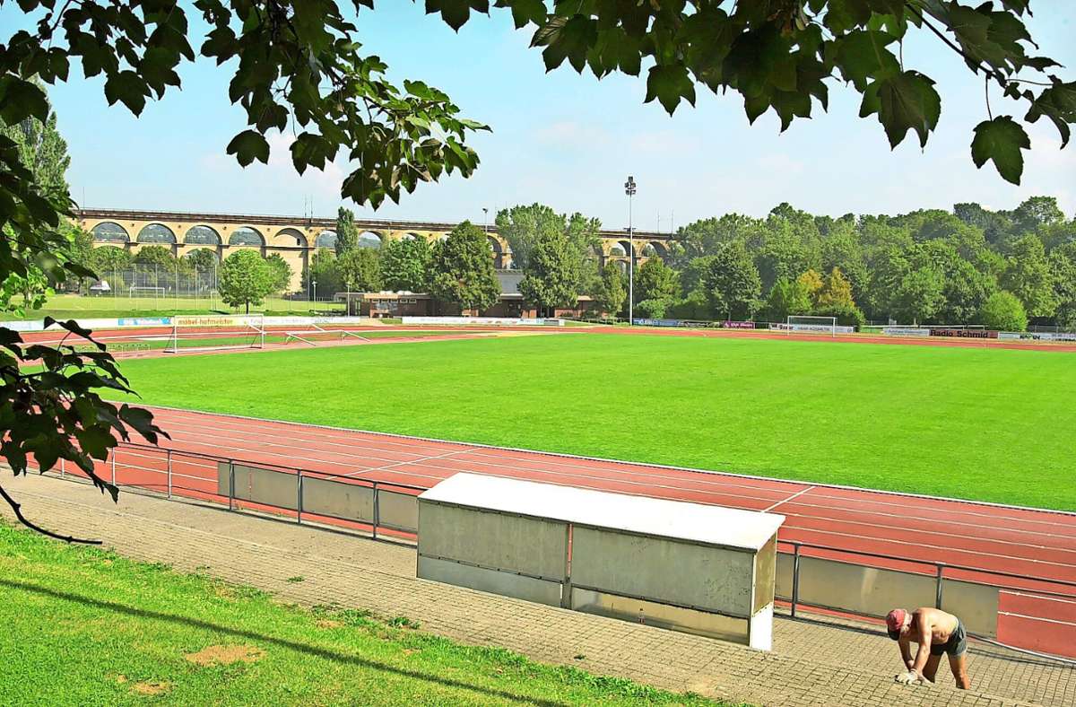Bietigheim-Bissingen: Startschuss für Tribünendach im  Ellental-Stadion