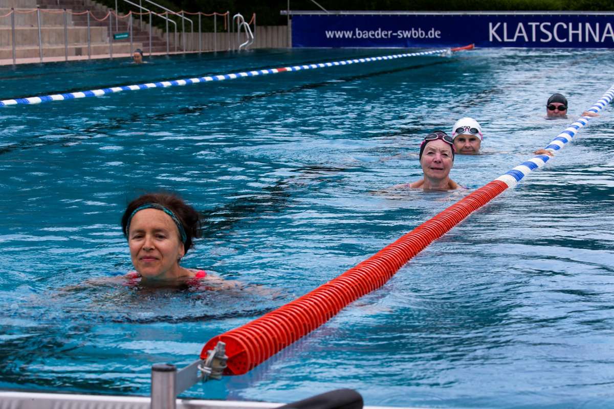 Schwimmen mit Abstand in Bietigheim-Bissingen: Verhaltener Auftakt im Badepark Ellental