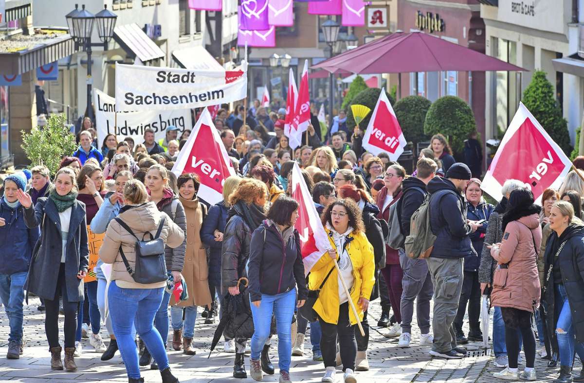 Bietigheim-Bissingen: Demo zieht durch Stadt