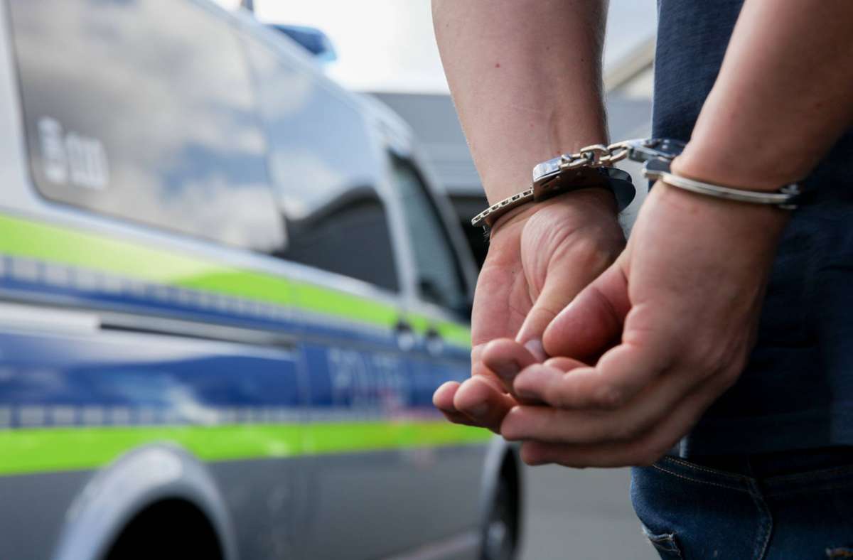 Festnahme in Ludwigsburg-Grünbühl: 16-Jähriger soll zwei Raubüberfälle begangen haben