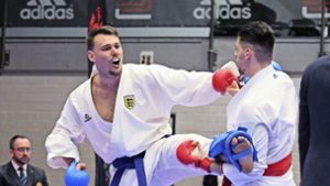 Im Schwergewichts-Finale duellierten sich  zwei MTV-Karateka: Slawik Prokop (links) und Konstantinos Papastergios Foto: /Martin Kalb