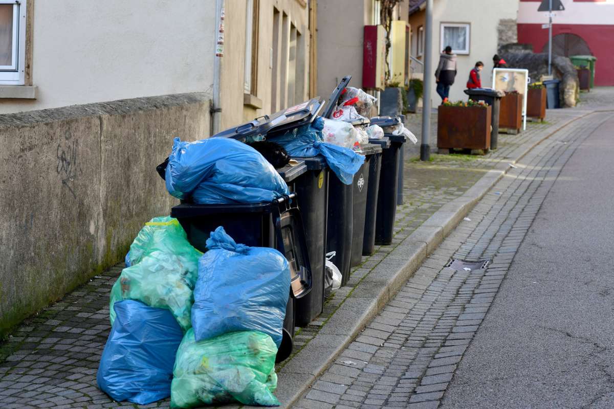 Abfallentsorgung im Kreis Ludwigsburg: Müll in Besigheimer Altstadt