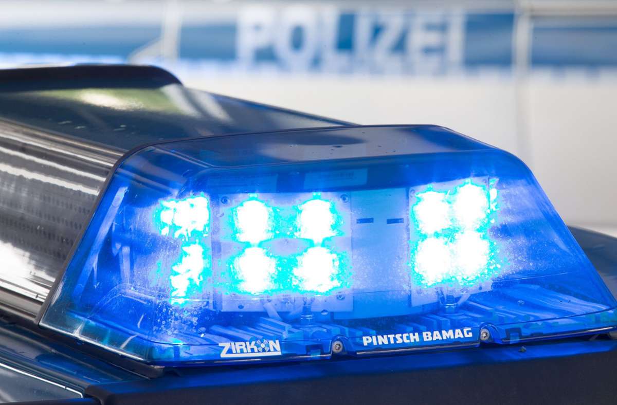 Großeinsatz der Polizei in Eglosheim: Gebäude nach verdächtigem Anruf evakuiert