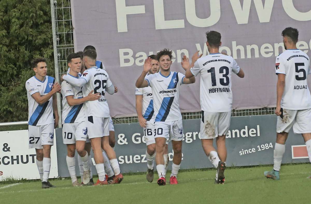 FSV 08 Bietigheim-Bissingen: Kenniche veredelt Gala mit drei Treffern