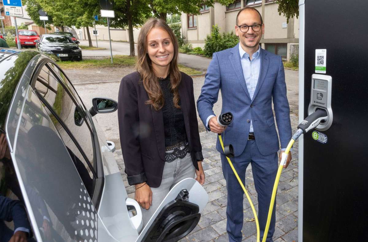 E-Carsharing in Löchgau gestartet: Elektrisch mobil zum Stundentarif