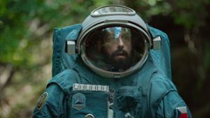 Streaming: Abgekapselt: Das Weltraum-Drama Spaceman auf Netflix