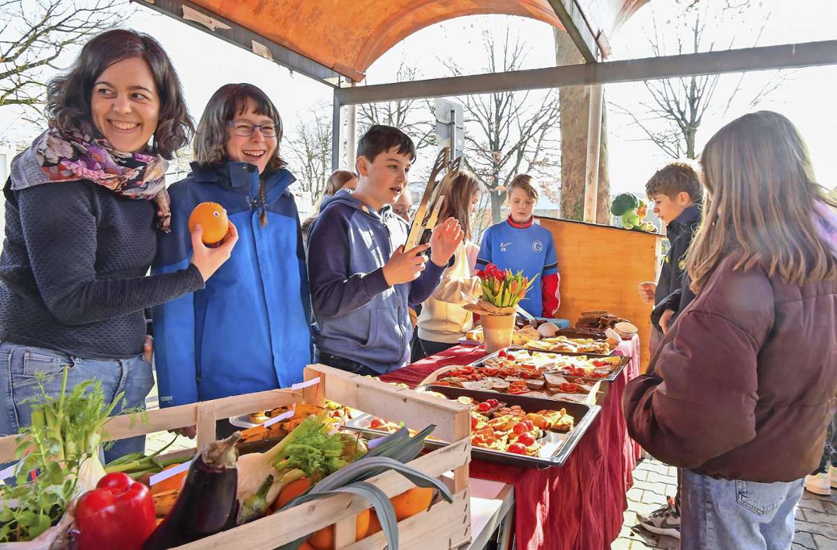 Nachhaltigkeit in Bietigheim-Bissingen: Schrank mit Essen für alle eröffnet