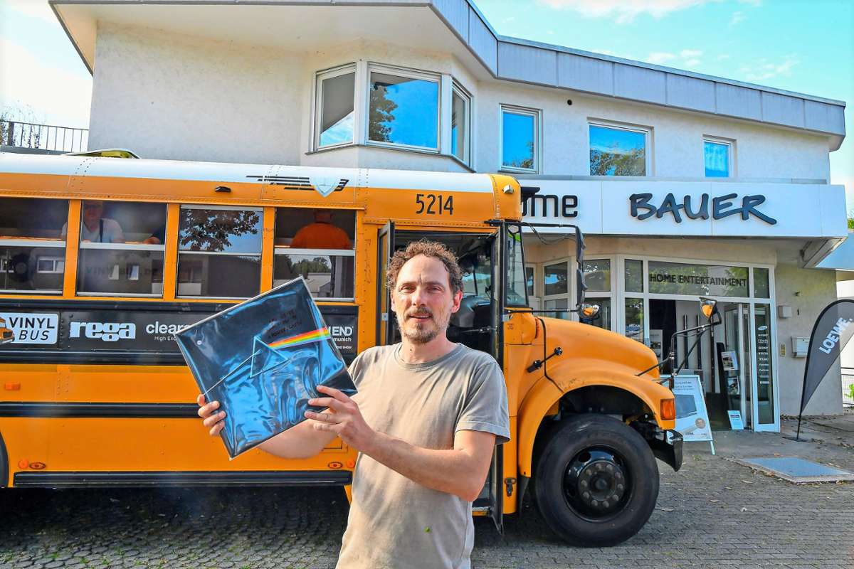 Besuch in Bietigheim-Bissingen: 4000 LPs im Vinyl-Bus vorrätig