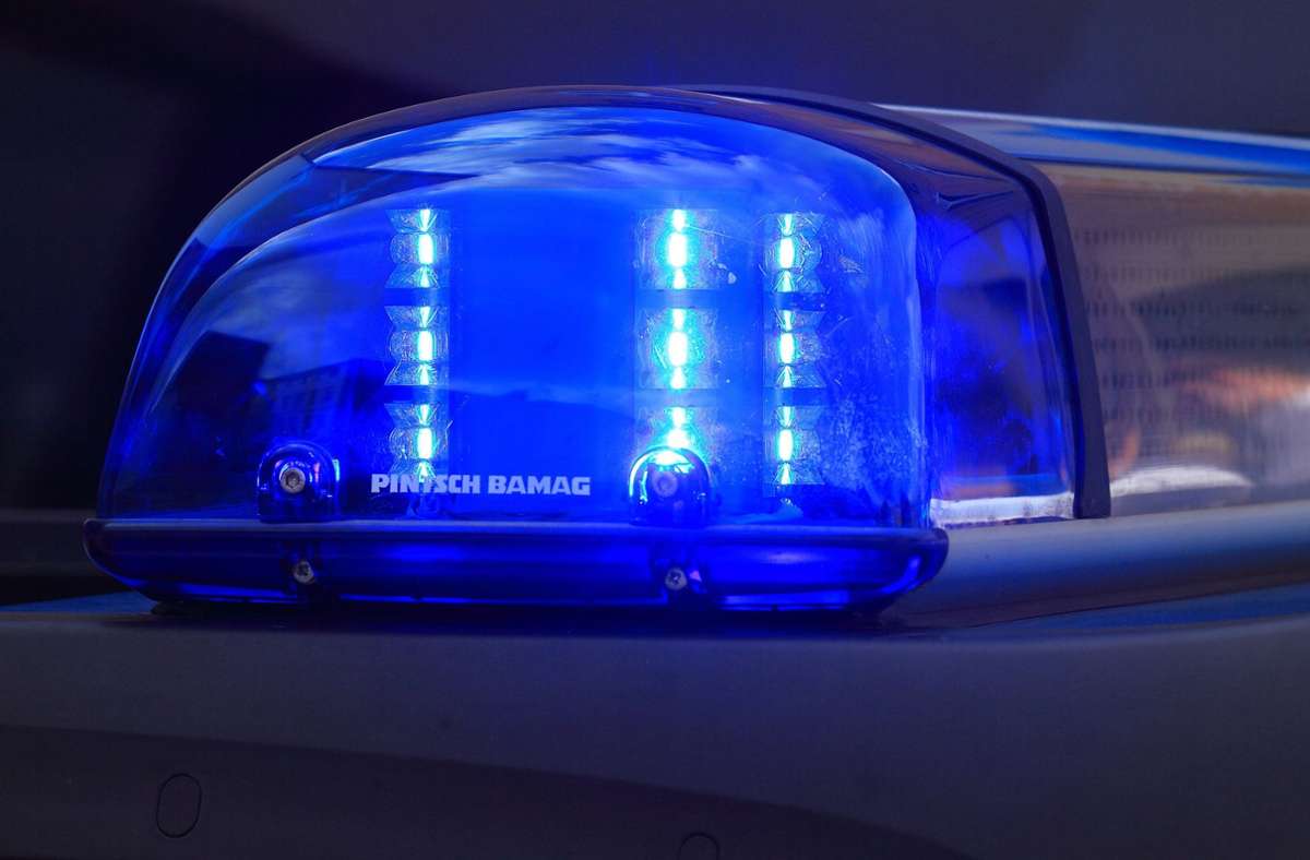 Vorfall in Ludwigsburg: Mann beleidigt Busfahrer und bedroht Frau