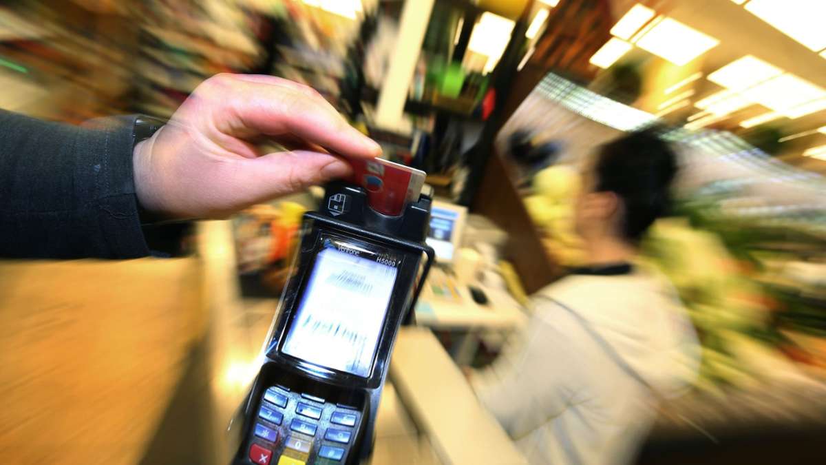 Verbraucher: Erneut Zuwächse für bargeldloses Bezahlen mit der Girocard