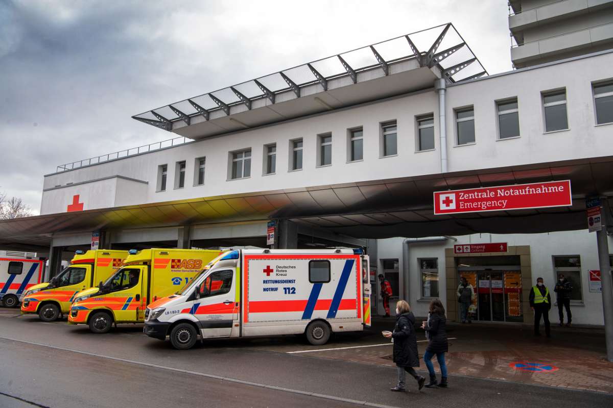 Eine Ludwigsburger Krankenpflegerin ist sauer.: „Alle Mitarbeiter sollten eine Covid-Prämie bekommen“
