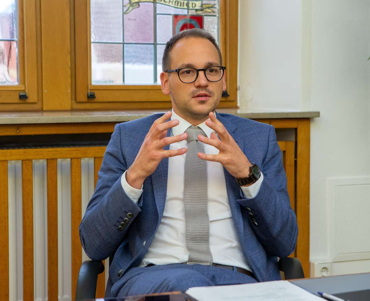 Interview mit Löchgaus Bürgermeister Robert Feil: „Wir haben eine sehr gute kommunalpolitische Kultur“