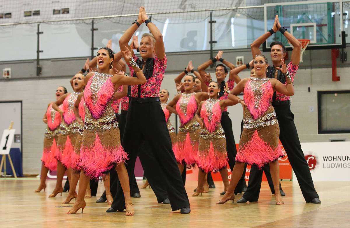 A-Team der TSG Bietigheim tanzt auf Platz eins : Mit neuer Choreografie hoch hinaus