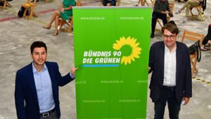 Im Wahlkreis 14 Bietigheim-Bissingen stimmten die Mitglieder am Dienstagabend in der alten Eishalle Bietigheim für Tayfun Tok (links). Daniel Renkonen hatte überraschend das Nachsehen.
