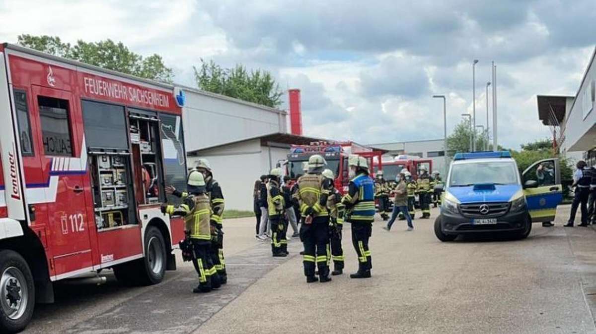 Feuerwehreinsatz in Sachsenheim: Realschule wegen brennendem Mülleimer evakuiert
