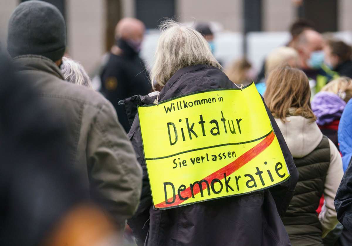 Polizei beendet Demo in Ludwigsburg: Querdenker gestoppt