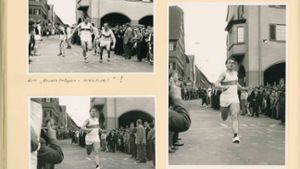 Hans Noller hat seine Erfolge alle sorgfältig in einem Fotobuch dokumentiert. Hier ist er in seinem erfolgreichsten Jahr, 1961, als Sieger des Bietigheimer Stadtlaufs zu sehen.⇥
