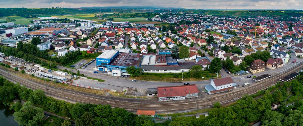 Entwicklungsmöglichkeiten für das Kirchheimer Bahnhofsareal: Chancen mit dem Cronimetgelände