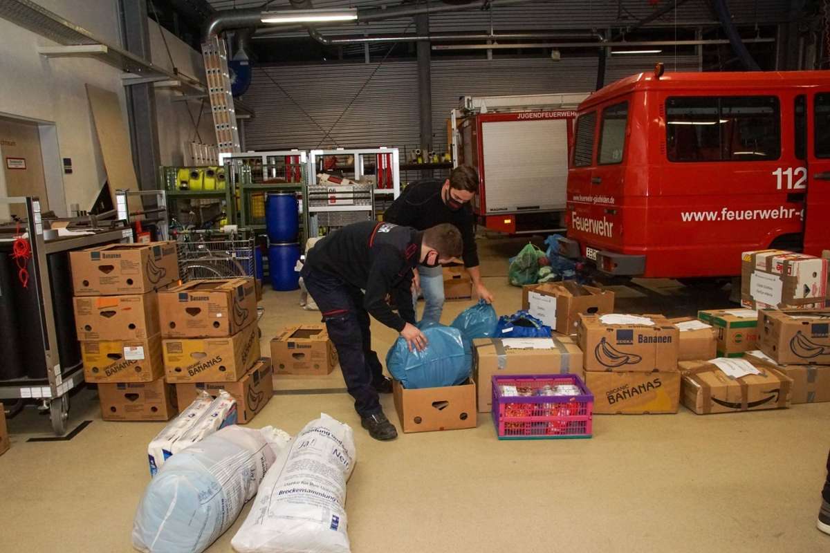 Sachsenheimer Feuerwehr hilft Erdbebenopfer: 37 Fahrzeuge voll mit Hilfsgütern