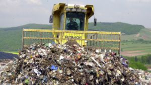 Müllgebühren im Kreis Ludwigsburg: Nachrechner im Ehrenamt