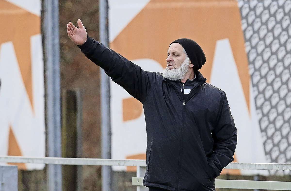 Fußball-Bezirksliga: Nedzo Halilovic  feiert Trainerpremiere bei 08 II