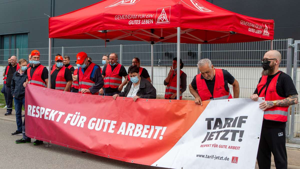 Forderung nach Tarifvertrag im Eichwald bei Sachsenheim: Streik bei Dräxlmaier