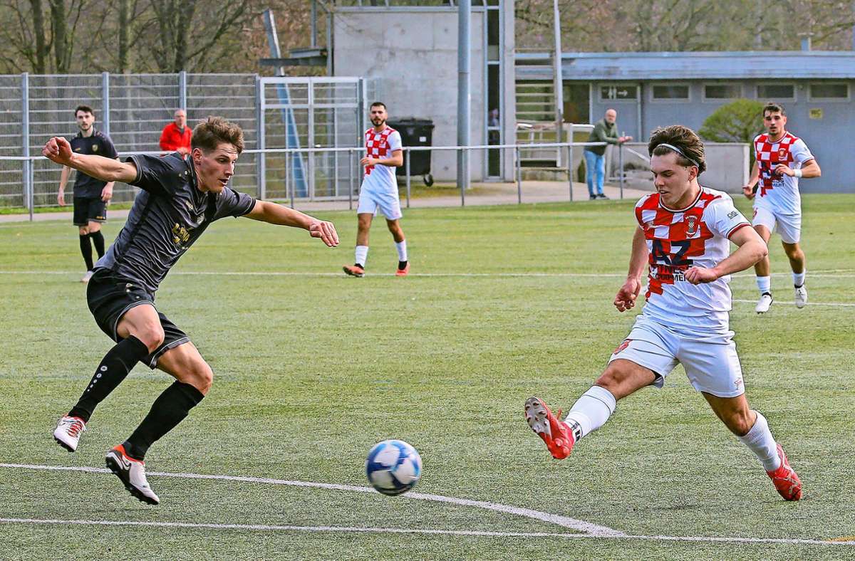 Fußball-Bezirksliga: Croatia  rückt näher an Platz eins heran