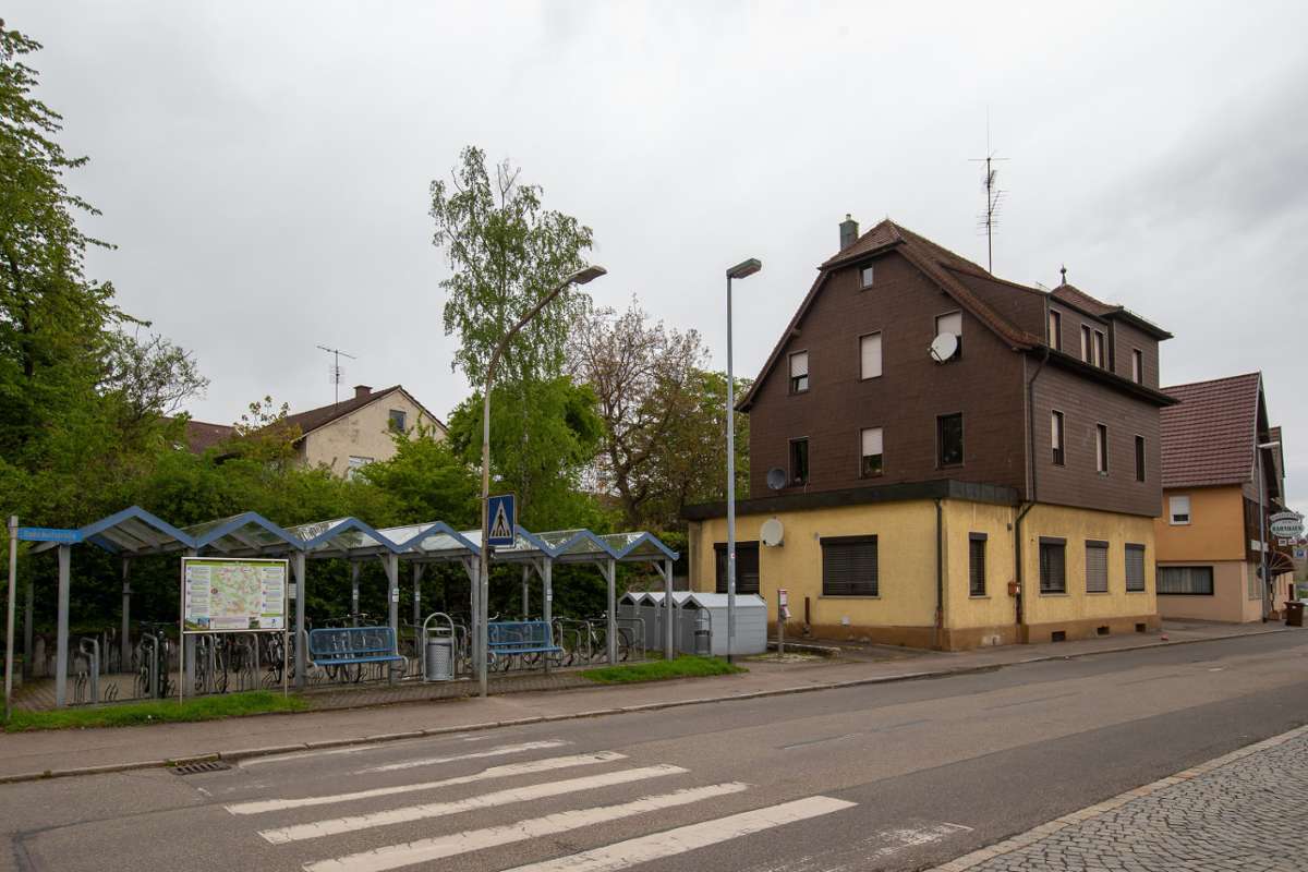 Nahe dem Bahnhof in Kirchheim: Weichen für Postareal werden gestellt