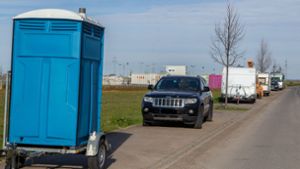 Industriegebiet Bönnigheim: Zu viele parkende Autos, Lastwagen und Wohnwagen