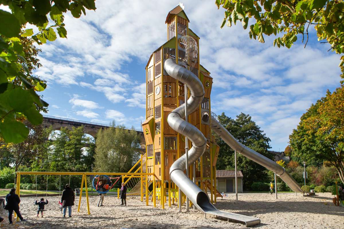 Spielturm am Bürgergarten: Spielplatz in Bietigheim-Bissingen fertig