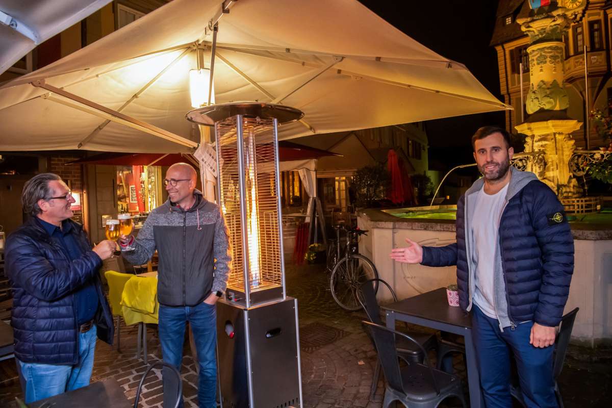In Bietigheim-Bissingen setzen Gastronomen auf Heizpilze: Gastronomie wappnet sich für den Winter