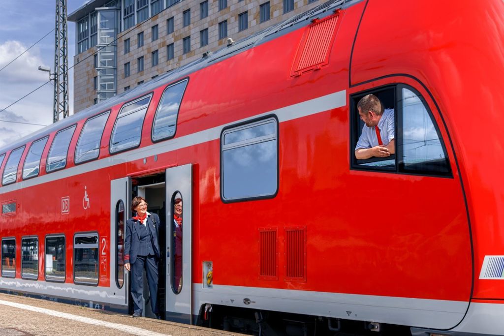 Mängel bei der Frankenbahn: Die Doppelstockwagen kommen vorerst zurück