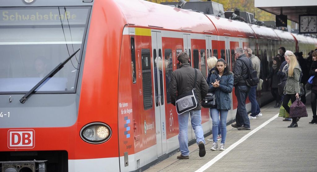ÖPNV im Kreis in Corona-Zeiten: Fehlstart für den neuen S-Bahn-Takt